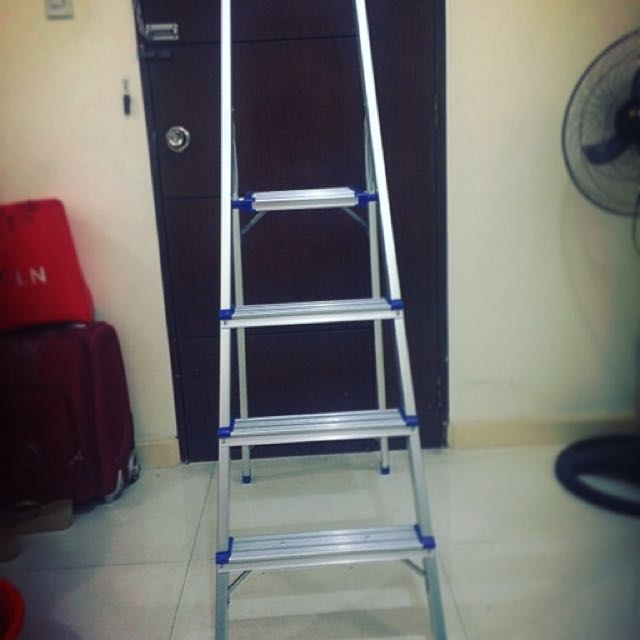 Surestep 4Step Ladder ACE Hardware, Babies & Kids, Baby Nursery & Kids