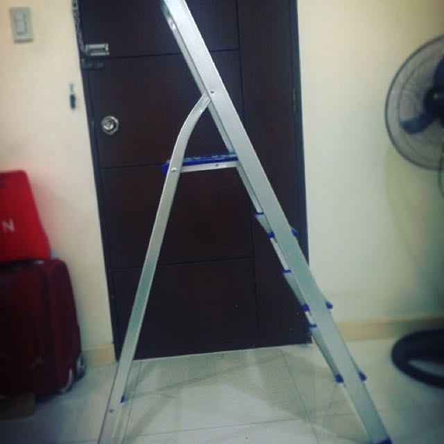 Surestep 4Step Ladder ACE Hardware, Babies & Kids, Baby Nursery & Kids