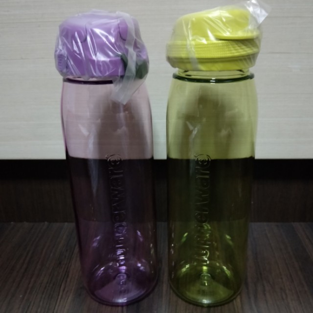 Tupperware Bottle, TV & Home Appliances, Kitchen Appliances, Water