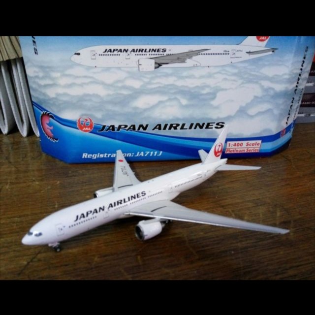 Phoenix 1/400 JAL B777-200ER