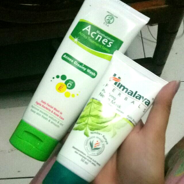 Acnes Creamy Wash Himalaya Neem Mask Kesehatan Kecantikan Kulit Sabun Tubuh Di Carousell