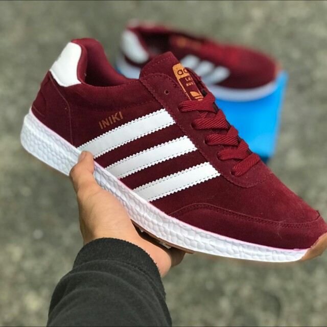 iniki maroon