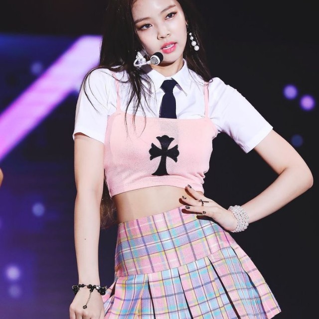 BLACKPINK JENNIE AS IF ITS YOUR LAST OUTFIT, Entertainment, K-Wave on ...