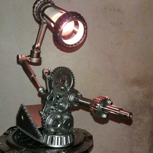 Lampu Belajar Dari Onderdil Bekas - LAMPURABI