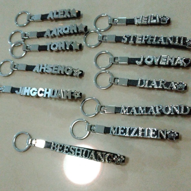 Key chain with name tag sales