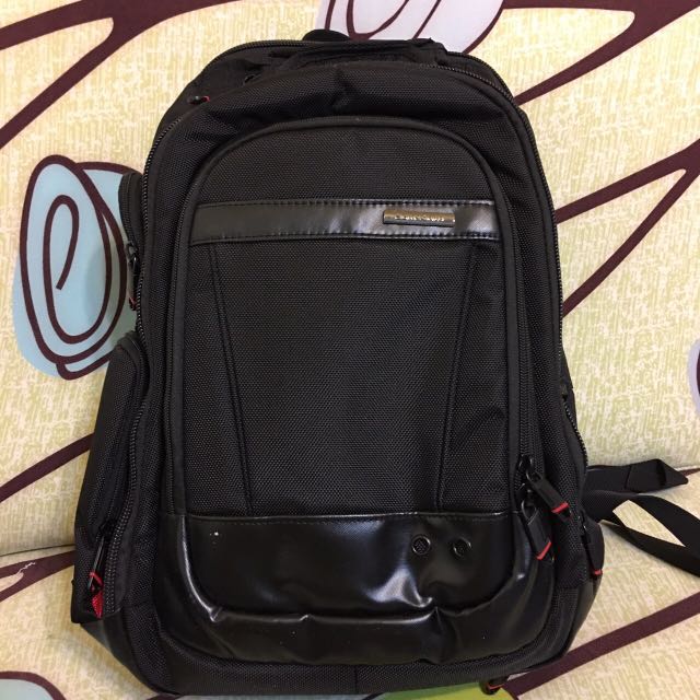 Samsonite prowler top