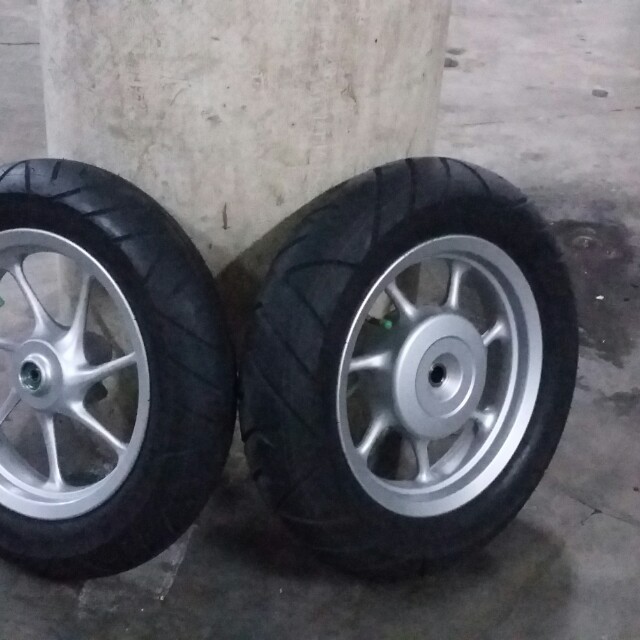  Velg Motor Honda Scoopy 2019 Motorbikes on Carousell