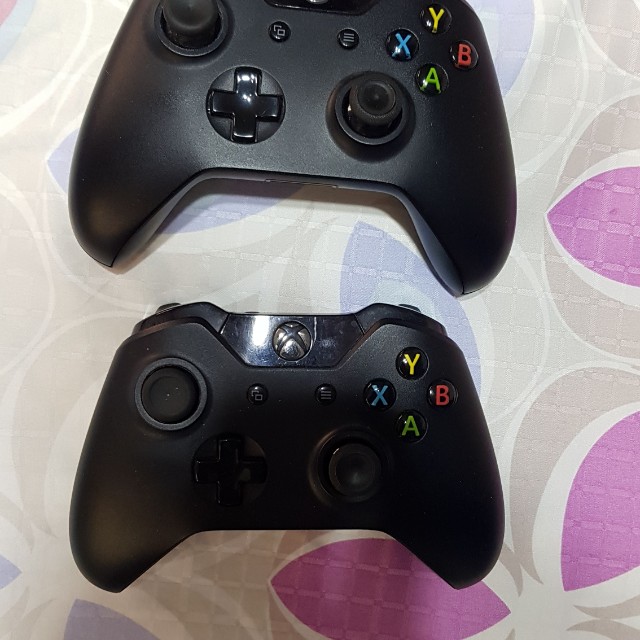 Xbox One 500gb Used In Good Condition With A Few Scratches Toys Games Video Gaming Consoles On Carousell