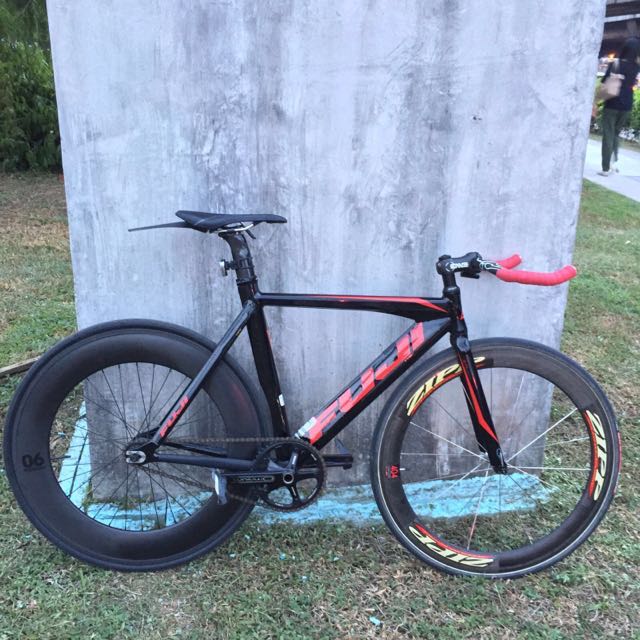 zipp 404 front