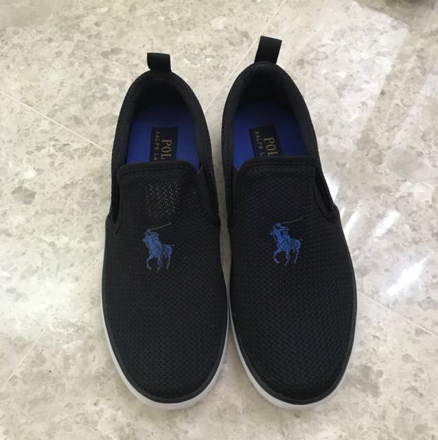 black polo shoes