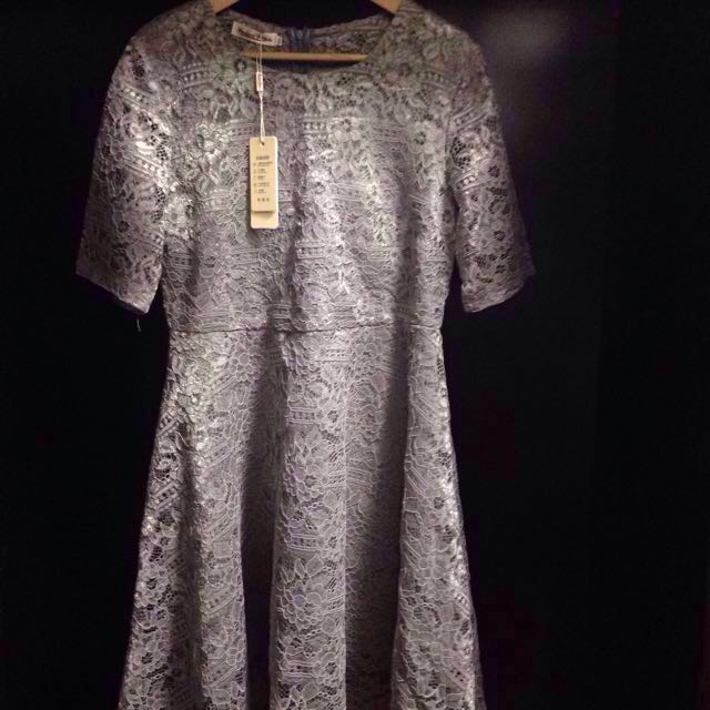 eu 44 dress size