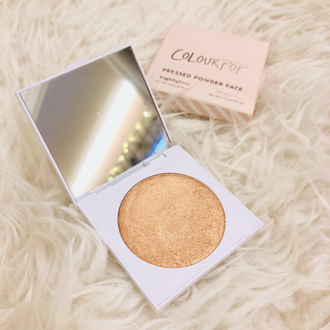 pressed powder highlighter