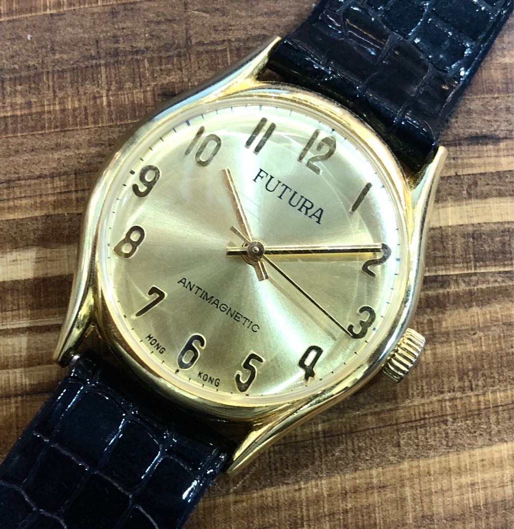 Vintage futura watches online
