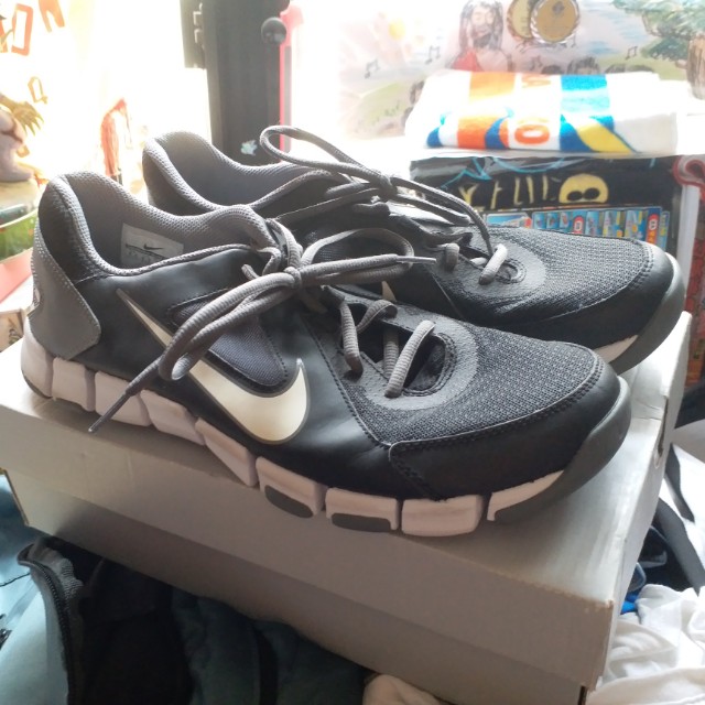 nike flex show tr2