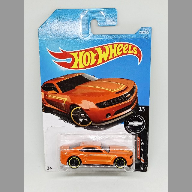 Hot Wheels 2013 Hot Wheels Chevy Camaro Special Edition