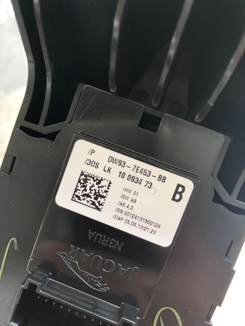 Jaguar XJ Gear Shift Selector Knob Panel Assembly (X351), Car