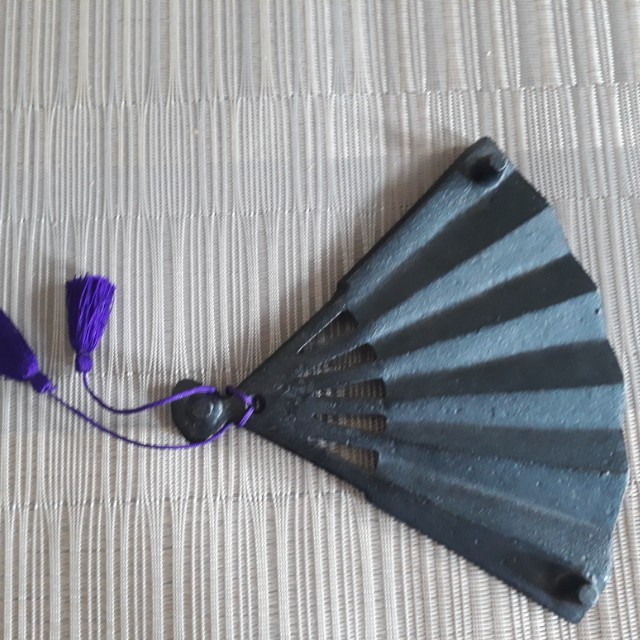 Japanese Fan (Category: Fans) located in Angeles City. Submitted by lovetoshoppemore (Listing ID 159687532, Image 3). Description: A little bit heavy Metal Antique Style.