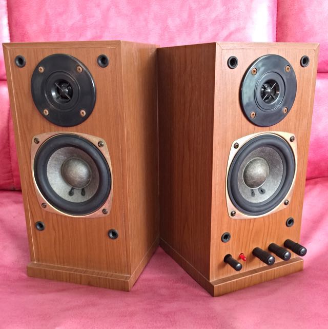 multimedia stereo system