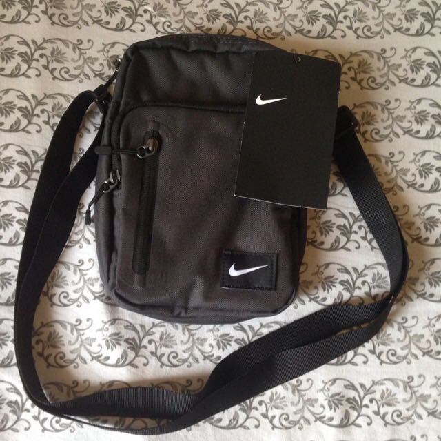 mens sling bag nike