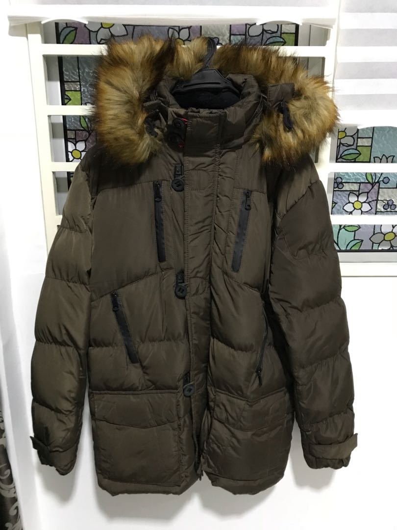 universal traveller down jacket