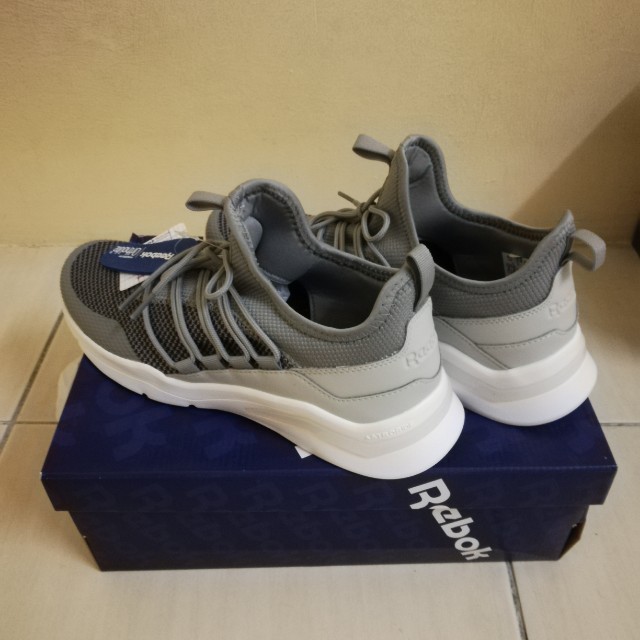 Reebok royal astrostorm store review