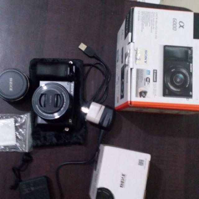 SOLD - Sony A6000 (Category: Flashes) located in Manila. Submitted by gypsies (Listing ID 155939737, Image 2). Description: Sony A6000 w/ kit lens 16-50mm And Meike 50mm f/2 Good as brand new Just bought Nov 2017 1 month old No scratch No defects Complete with box Sony charger Sony 1 battery SOLD SOLD SOLD .