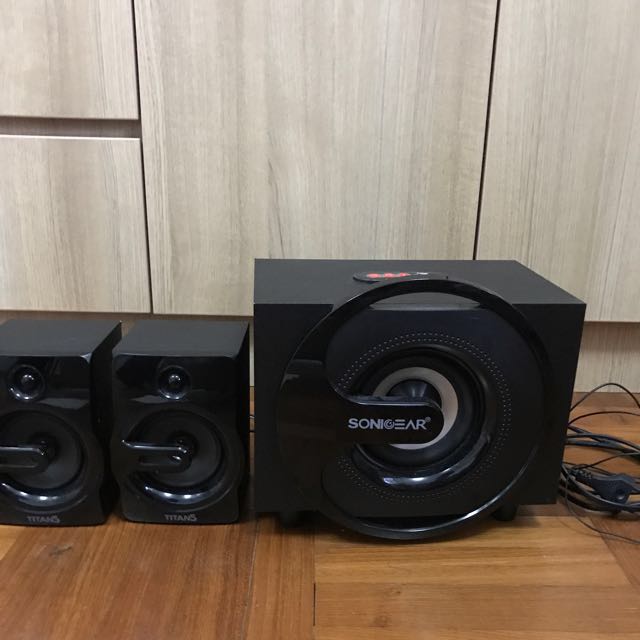 sonicgear titan 5