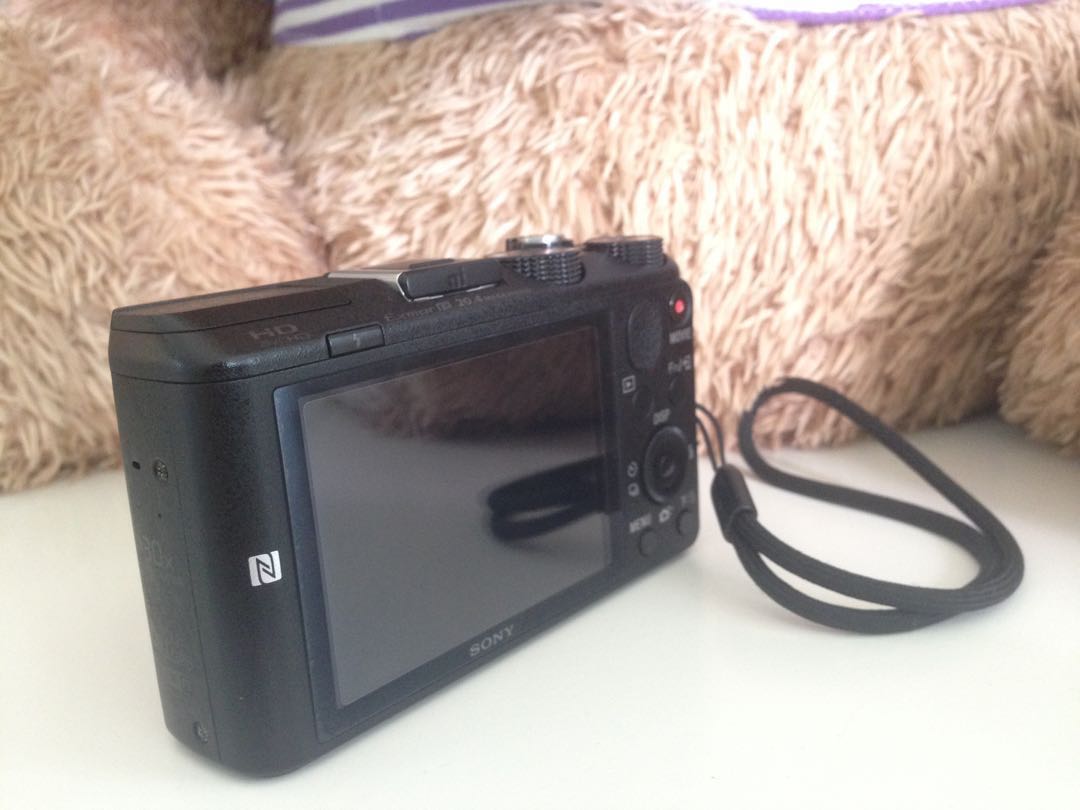 Sony Cyber Shot Dsc Hx60 Photography On Carousell