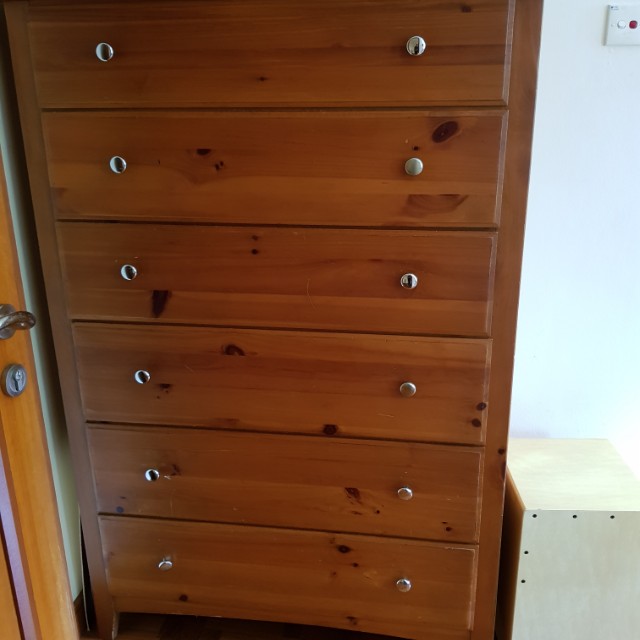 Find beautiful dressers and chests in traditional and contemporary styles to match your unique tastes. carousell