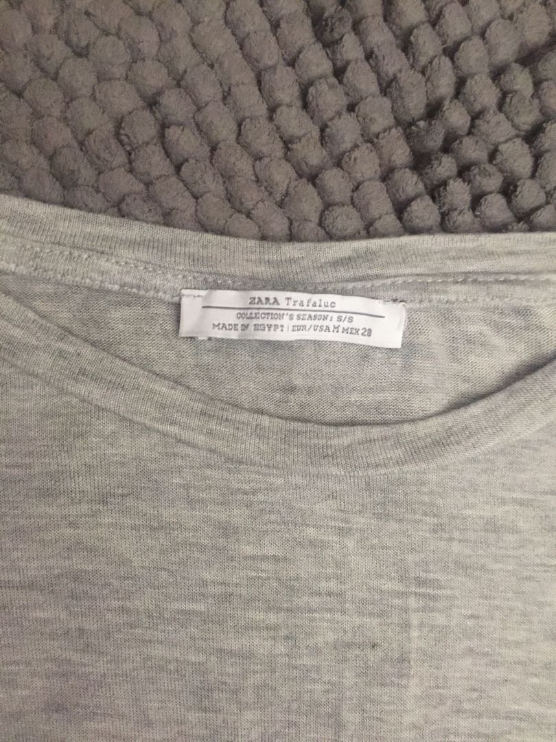 Zara basic top (Category: Sleeveless) located in Singapore. Submitted by ami23- (Listing ID 159717442, Image 2). Description: Used once.