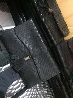 Dompet kulit asli