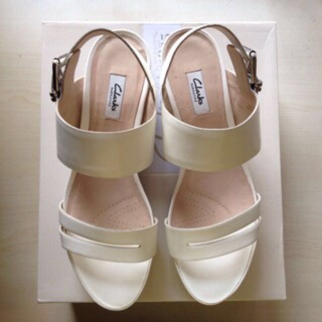 clarks perez glitter