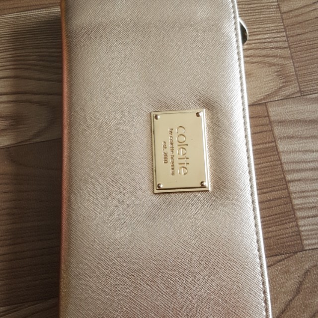 Colette by Colette Hayman Bag, Women's Fashion, Bags & Wallets, Cross-body  Bags on Carousell