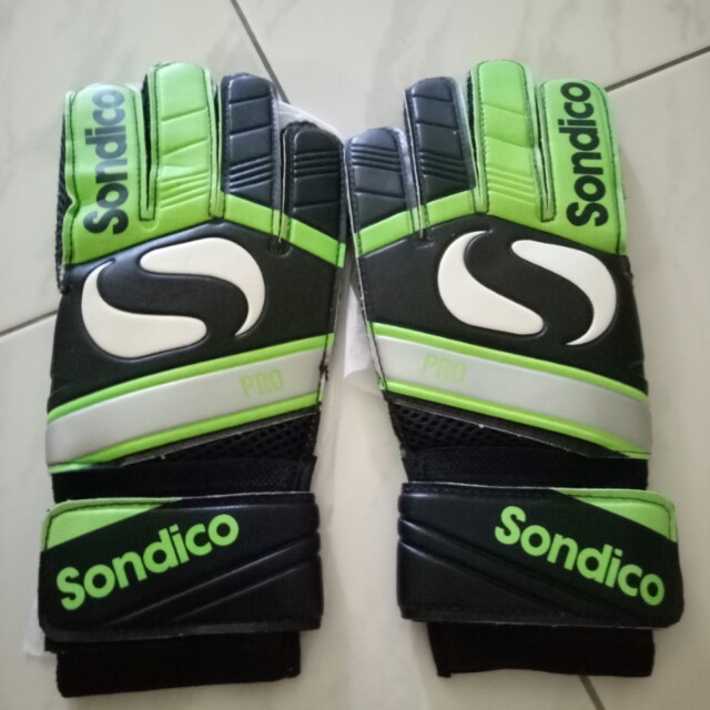 sondico pro goalkeeper gloves