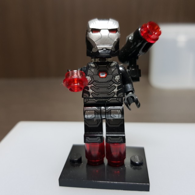 black iron man lego