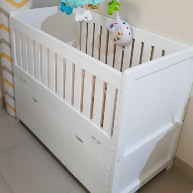 custom baby box