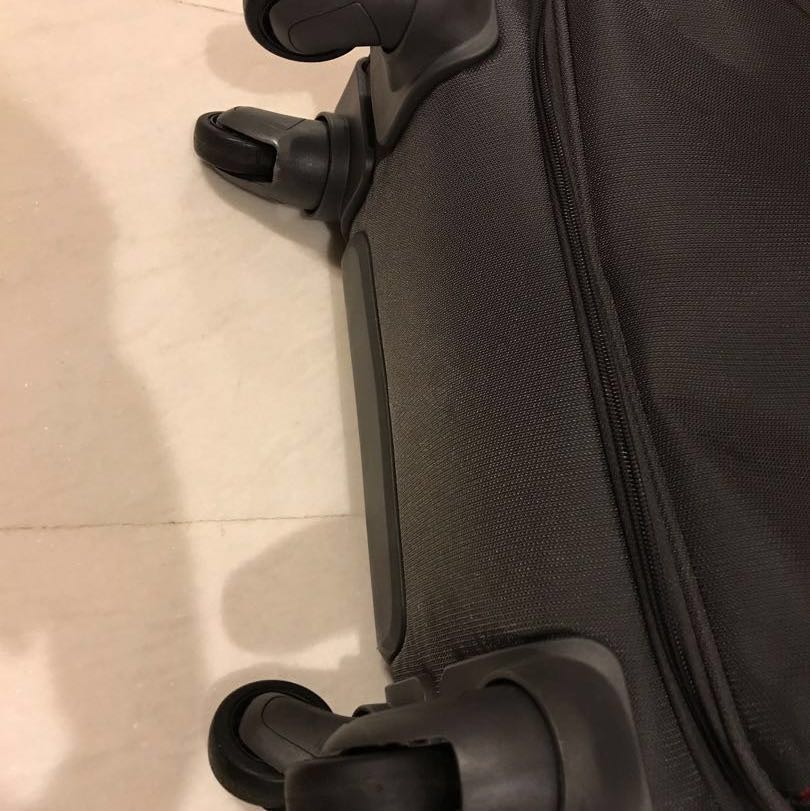 Samsonite Spinner 55/2 Cabin size luggage, Men's Fashion, Bags