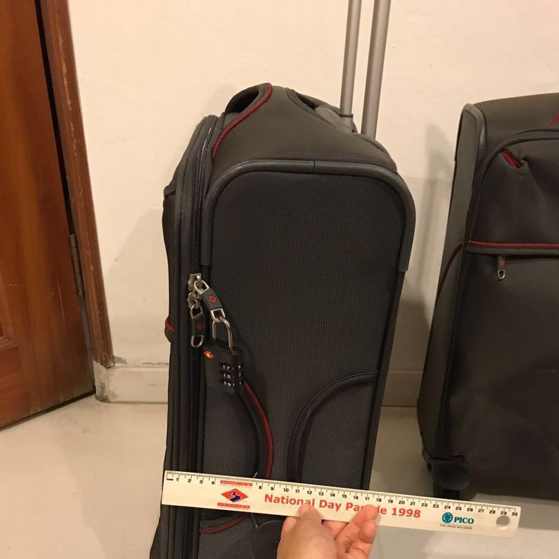 Samsonite Spinner 55/2 Cabin size luggage, Men's Fashion, Bags