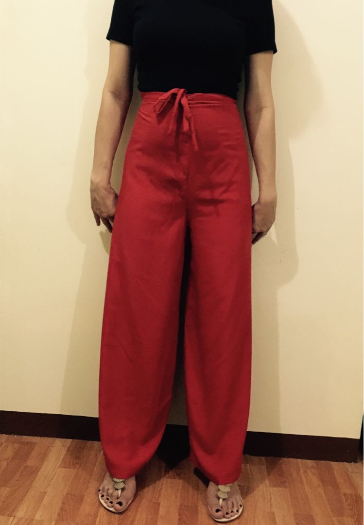 red square pants outfit