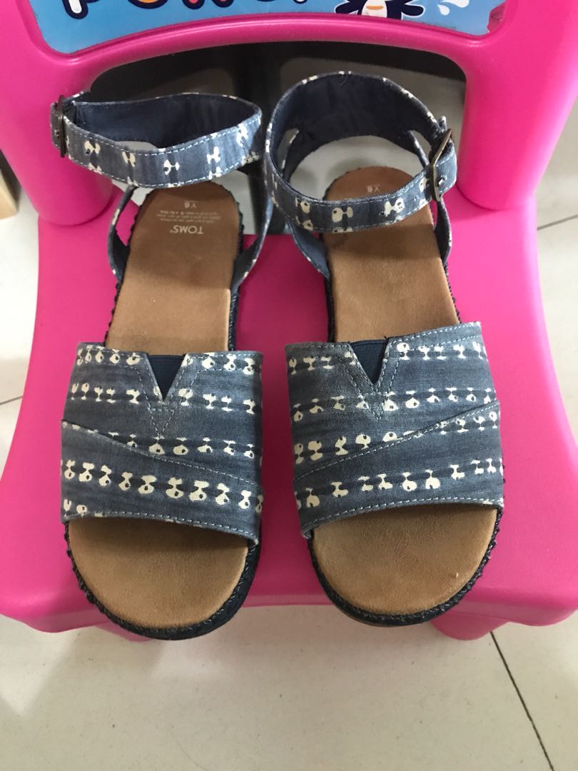 toms ankle shoes