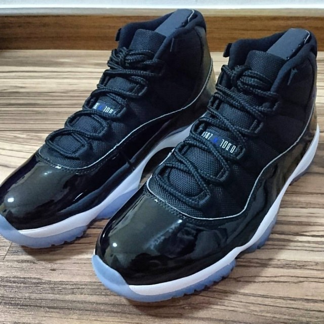 air jordan 11 space jam 2018