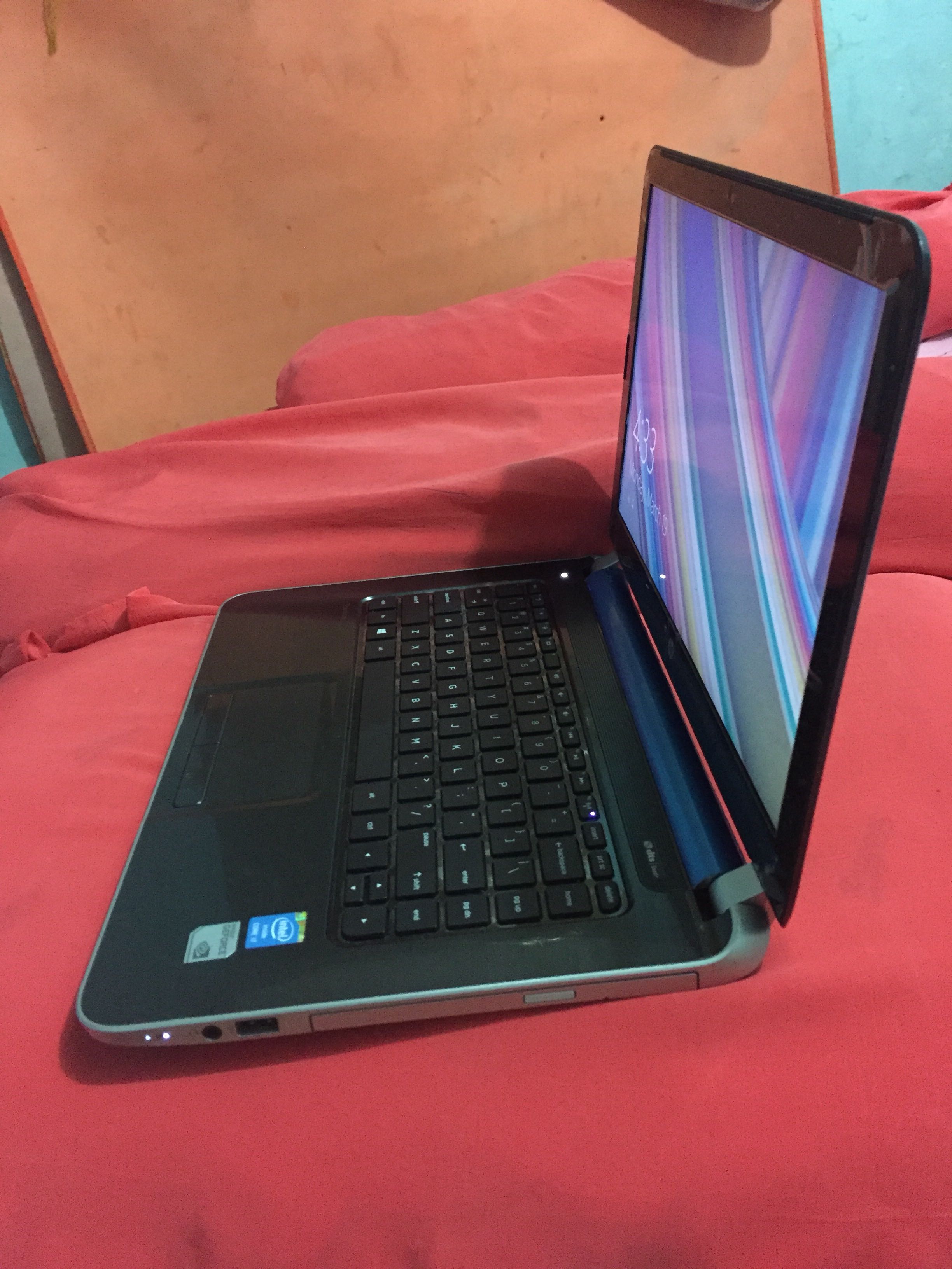 Hp 15 Bw072ax Amd A12 9720p Ram 8gb 1tb Radeon 530 4gb 15 6 Dos 15 BW072AX AMD A12 9720P RAM 8GB 1TB Radeon 530 4GB 156 DOS