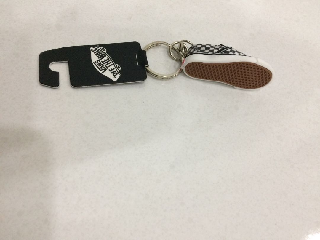 Details more than 156 puma sneaker keychain