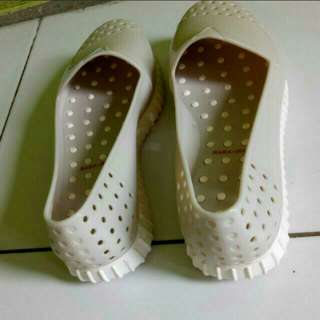 Sepatu santai