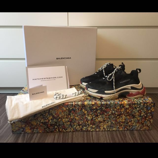 Balenciaga Triple S, Men's Fashion, Footwear, Sneakers on Carousell