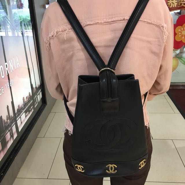 [Flash Deal $500] Vintage Chanel Bucket Two-way Backpack/Sling with 24K  Gold CC logos