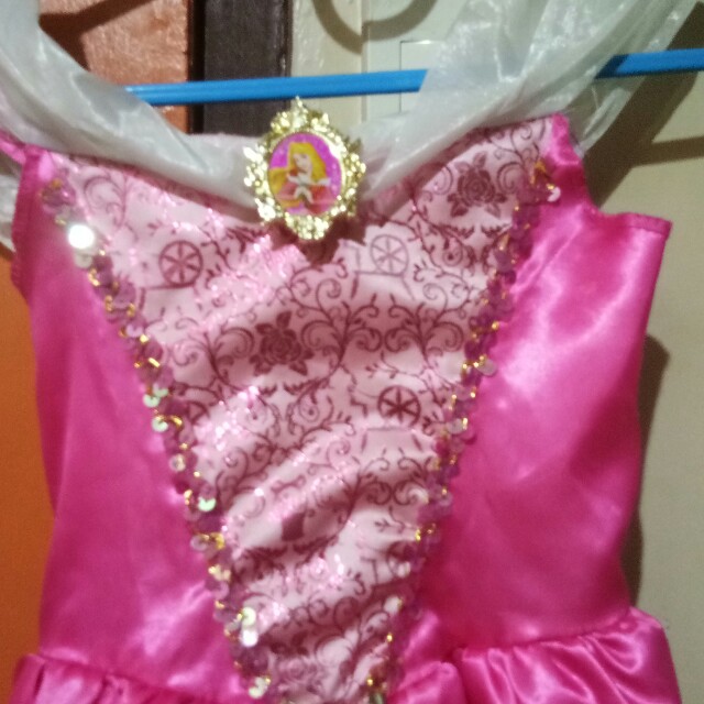 Frozen costume for 3 to 5yrs old, Babies & Kids, Babies & Kids Fashion