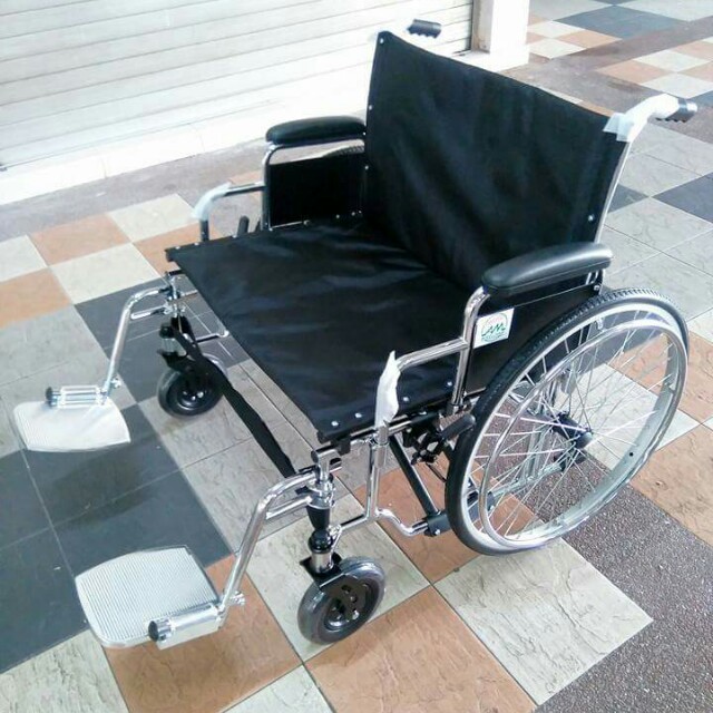 Heavy Duty Wheelchair
