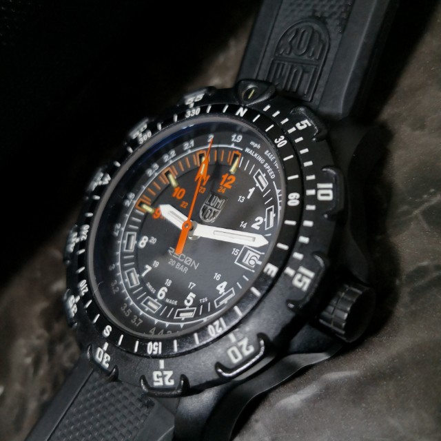 Luminox recon point man discount 8821
