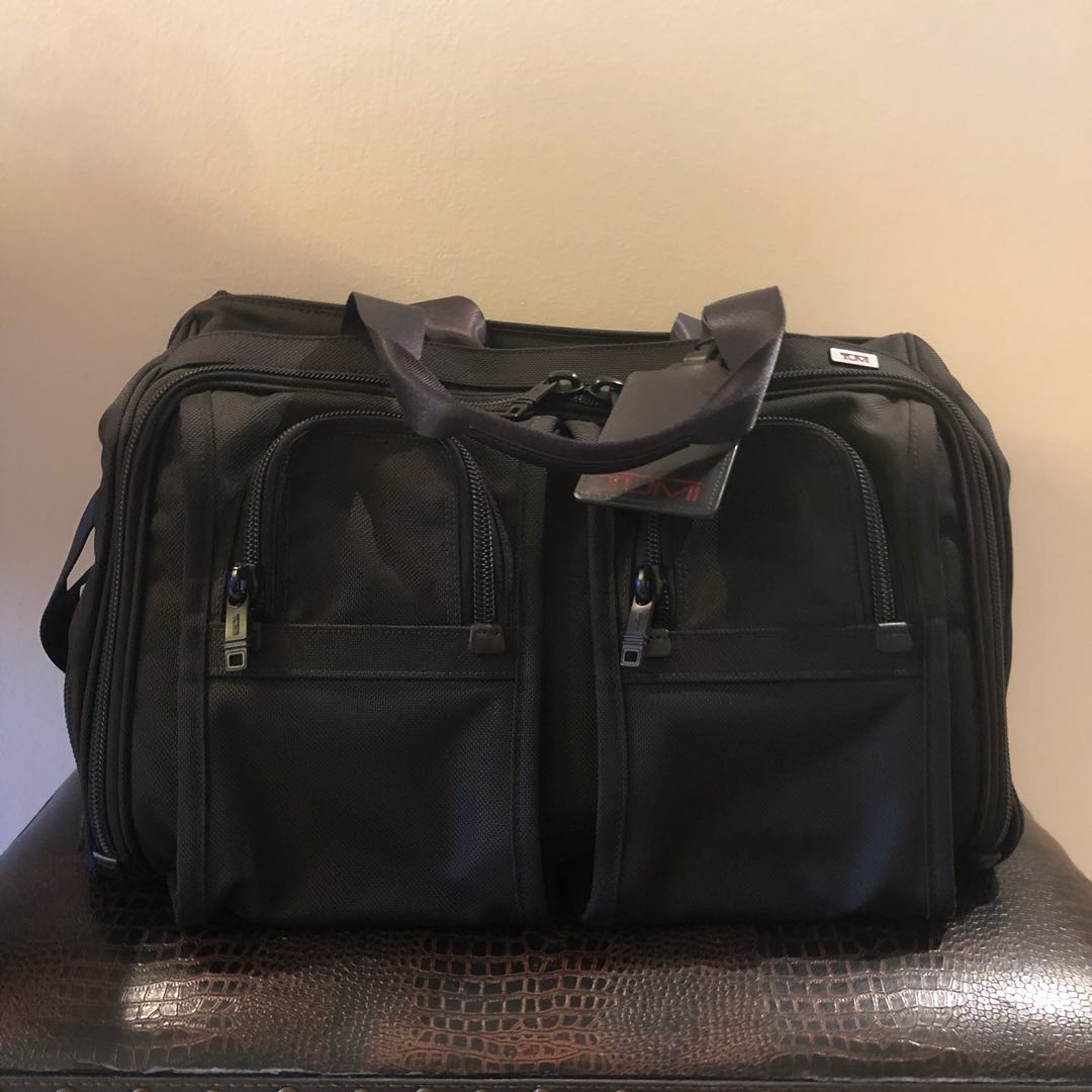 tumi duffle bag, Men's Fashion, Bags, Briefcases on Carousell